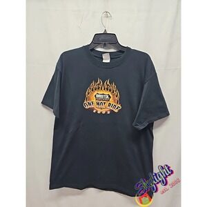Gildan Men's Black Vintage 2005 Bristol Speedway One Hot Ride Tee Shirt Size L